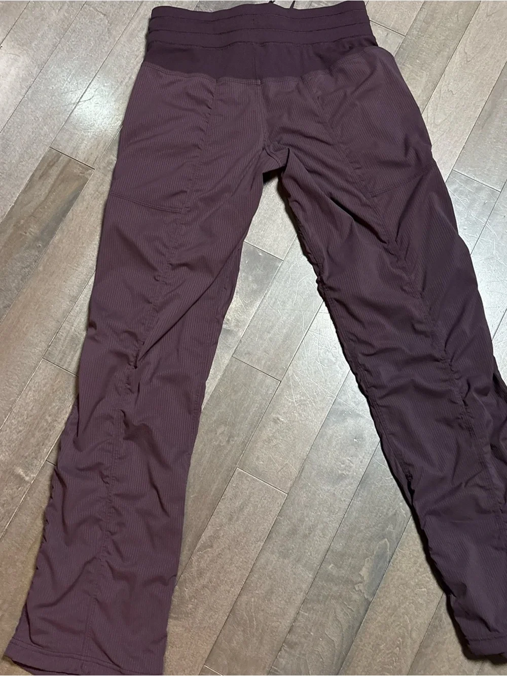 Lululemon Dance Studio Mid Rise Pants Women’s 6 Regular Plum Purple Swift Yoga